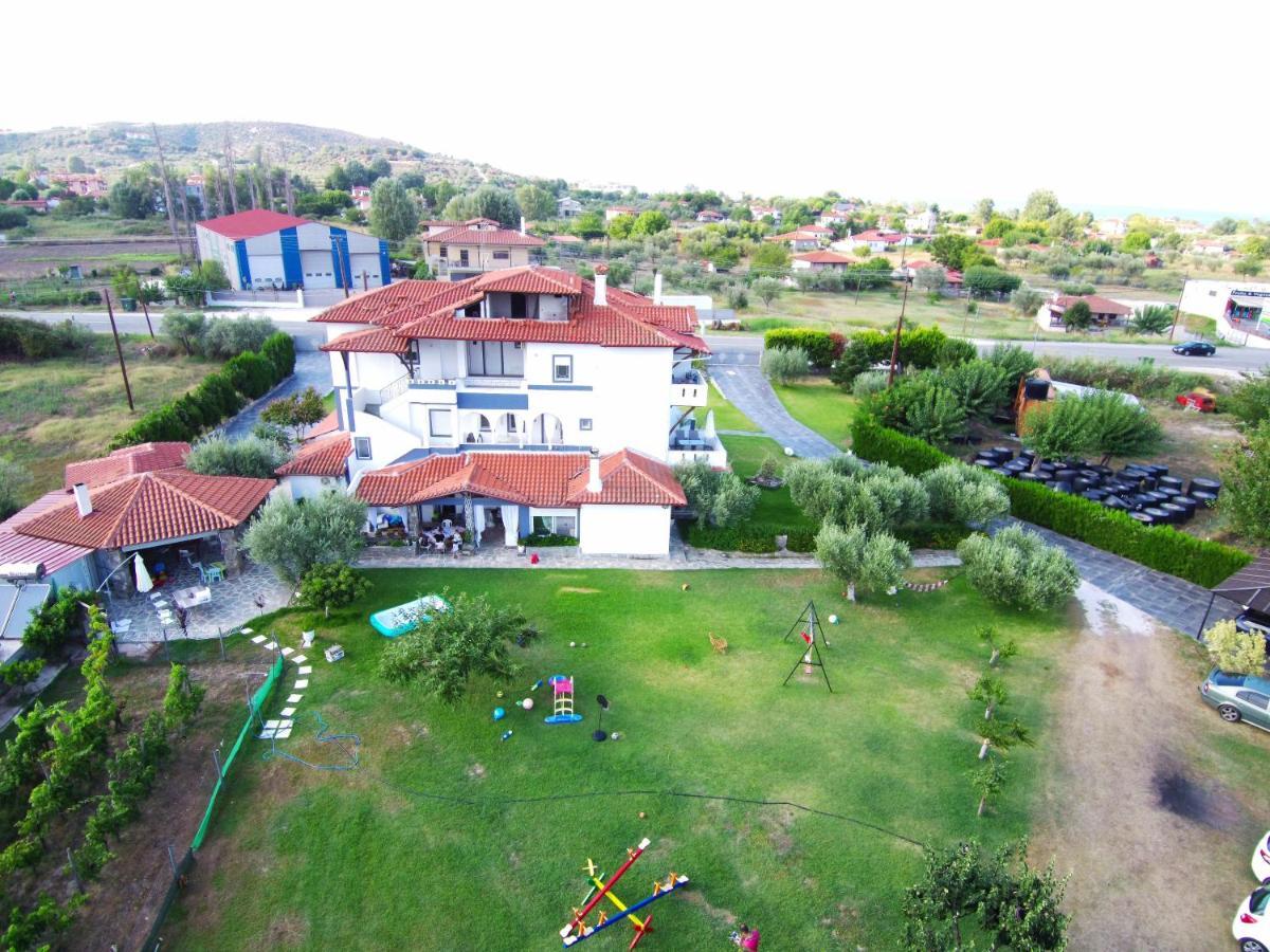 Zephyros Family Apartments 1 Ormos Panagias Luaran gambar