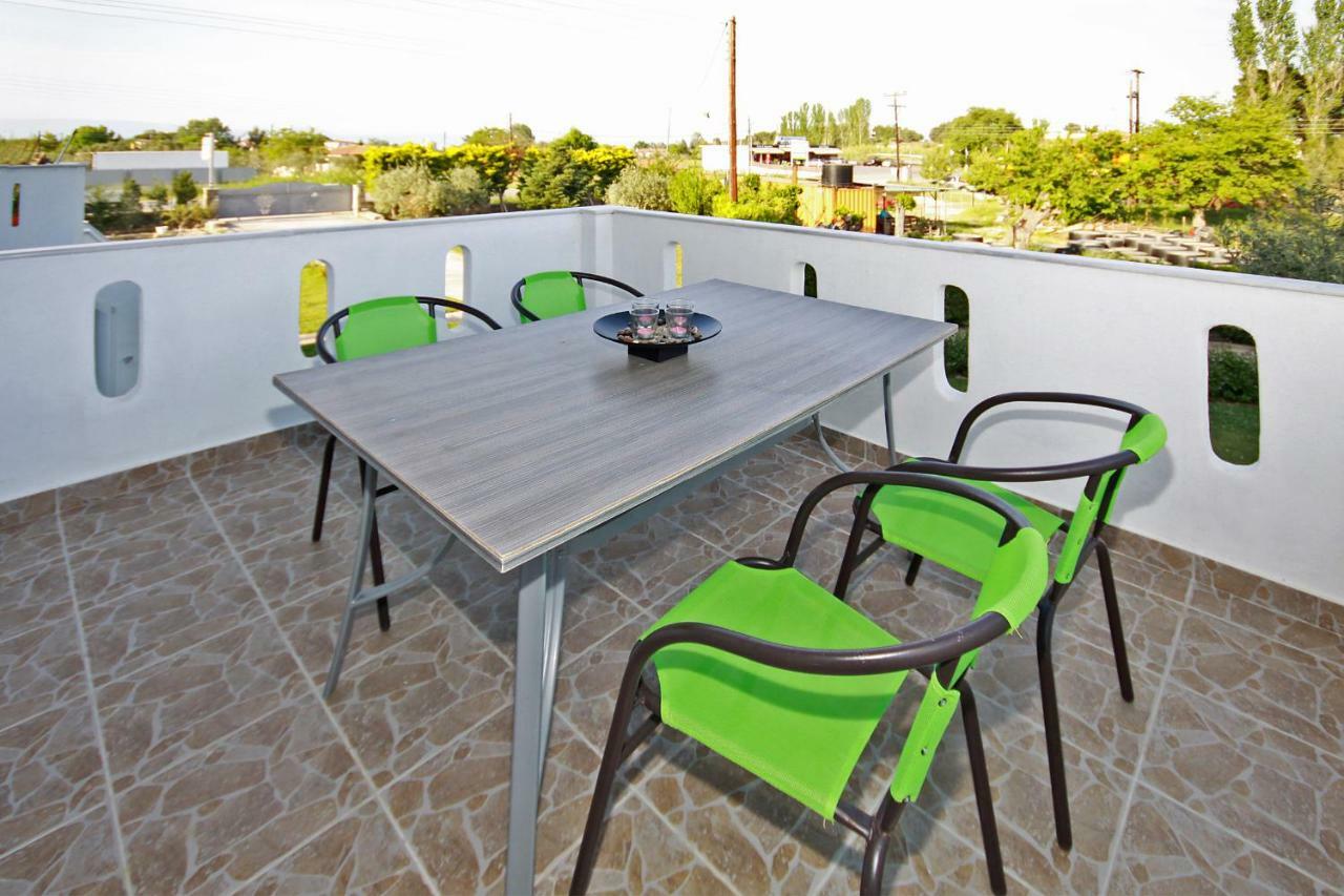 Zephyros Family Apartments 1 Ormos Panagias Luaran gambar